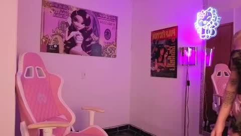 Snapshot of liabutera chatting on October 13, 3:12 pm Lia Butera online show from October 13, 3:12 pm