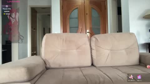 val and tina online show from April 18, 7:58 pm