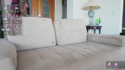 val and tina online show from April 19, 6:32 pm