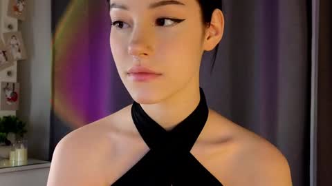 Lia  online show from December 6, 8:26 am