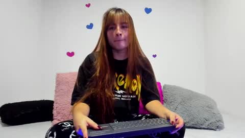 Snapshot of liahferrerr chatting on October 17, 8:33 pm Liah Ferrer online show from October 17, 8:33 pm