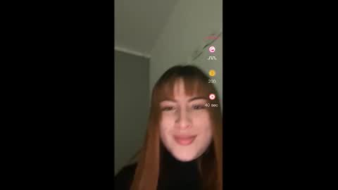 Snapshot of liahferrerr chatting on October 27, 11:20 pm Liah Ferrer online show from October 27, 11:20 pm