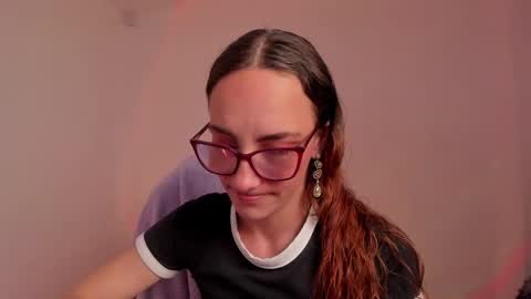 Snapshot of liahilton_ chatting on October 10, 2:05 pm lh6 9c online show from October 10, 2:05 pm