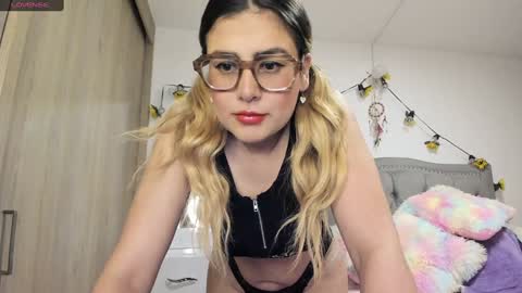 Lia  online show from February 26, 1:00 am