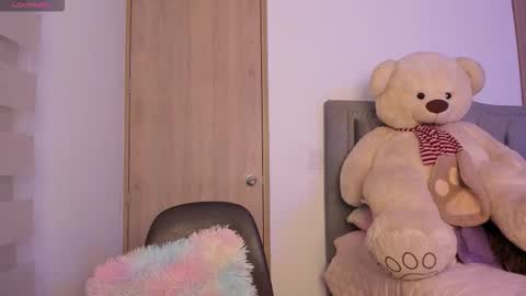 Lia  online show from October 3, 11:46 pm