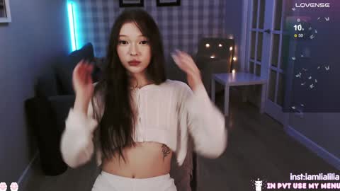 lialilia online show from January 29, 8:08 am