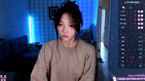 lialilia online show from October 5, 11:08 am