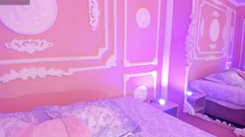 Lia lovet online show from April 8, 7:58 pm