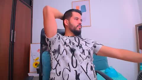 liam_borges online show from January 27, 3:07 pm