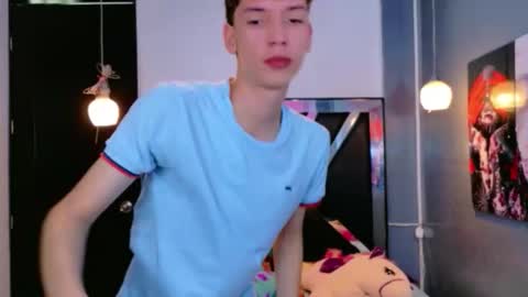 liam_green1 online show from February 26, 7:46 pm