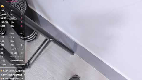 LIAM KLEIN online show from January 7, 5:20 pm