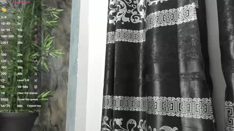 LIAM KLEIN online show from January 10, 11:11 am