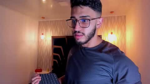 LIAM KLEIN online show from January 9, 11:13 am