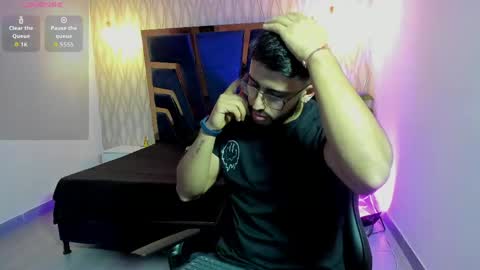 LIAM KLEIN online show from April 22, 11:12 am