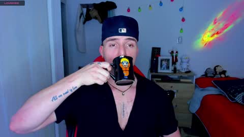 liam online show from December 13, 4:11 am