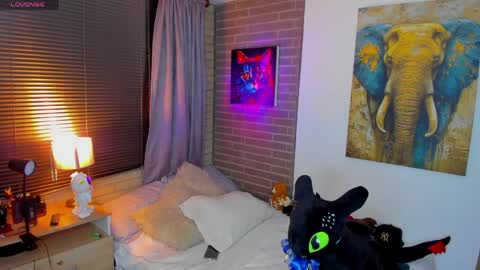 liam online show from March 29, 3:39 am