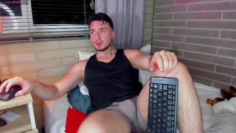 liam online show from July 20, 3:43 am