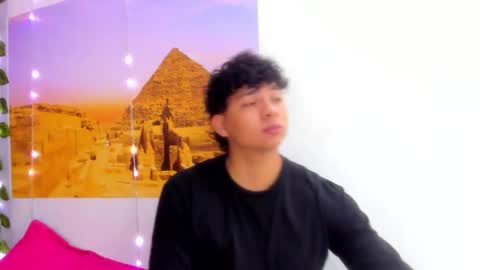 liam online show from October 3, 12:35 pm