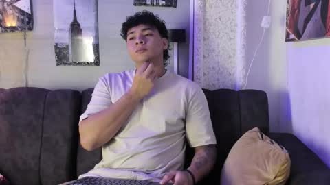 liam online show from November 30, 12:42 pm