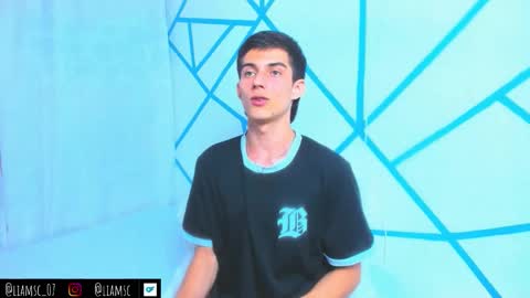 Snapshot of liam_scott77 chatting on October 24, 8:16 pm Liam scott77 online show from October 24, 8:16 pm