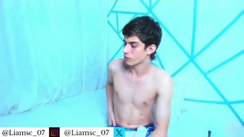 Liam scott77 online show from April 17, 1:08 am