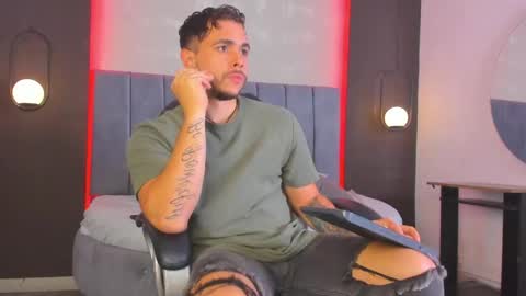 Liam online show from April 13, 12:10 pm