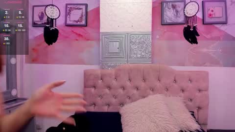 Snapshot of liamartinn chatting on September 13, 2:28 pm Lia online show from September 13, 2:28 pm