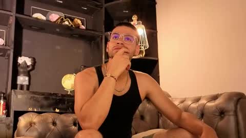Snapshot of liamdeluca chatting on May 27, 12:24 pm liamdeluca online show from May 27, 12:24 pm