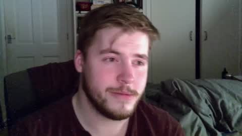 Snapshot of liamfoxx chatting on July 20, 2:15 am Liam Fox online show from July 20, 2:15 am