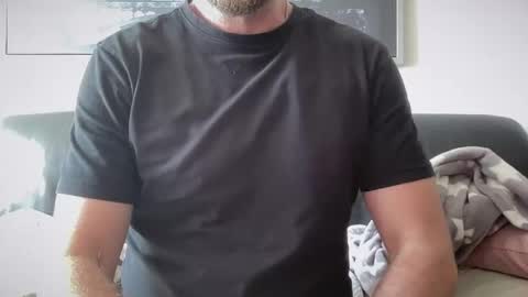 Chris online show from April 18, 11:58 am