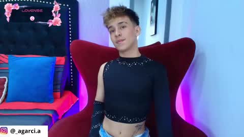 liam online show from September 27, 4:39 am