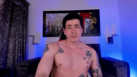 Snapshot of liamwyatt_ chatting on May 20, 3:24 am liamwyatt_ online show from May 20, 3:24 am