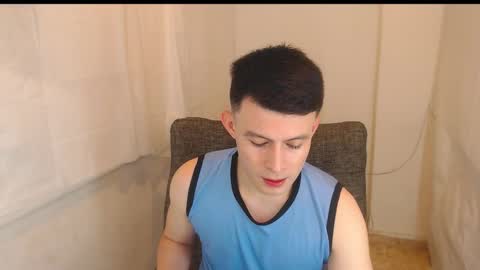 lian_eathan online show from January 5, 7:50 pm