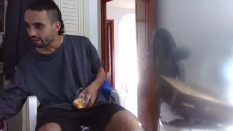 lian_mike203523 online show from October 12, 9:58 pm