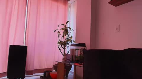 Lian Oconner online show from October 2, 12:34 pm