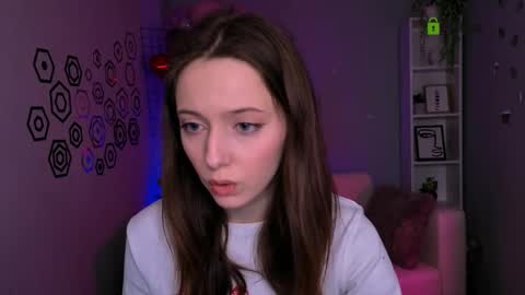 Li online show from March 5, 11:06 am