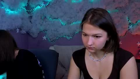 Li online show from June 8, 7:14 pm