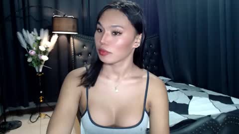 Snapshot of liane_mei chatting on February 26, 9:32 am Liane online show from February 26, 9:32 am