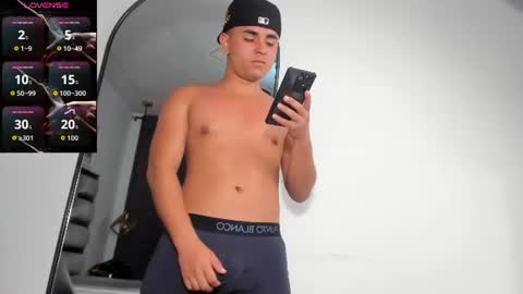 Snapshot of lianfox_ chatting on July 21, 12:40 pm lianfox_ online show from July 21, 12:40 pm
