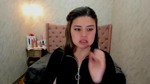 Snapshot of lianngrace chatting on February 22, 8:09 pm Grace online show from February 22, 8:09 pm