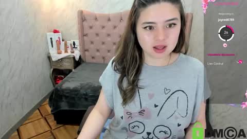 Snapshot of lianngrace chatting on March 1, 2:02 pm Grace online show from March 1, 2:02 pm