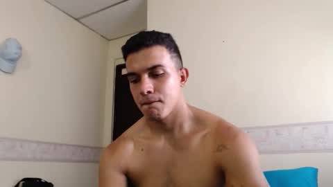 Liamstonne online show from April 13, 3:39 pm