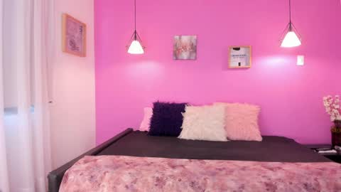 liapinket online show from April 4, 12:02 pm