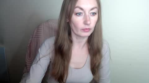 Snapshot of liasais_ chatting on May 9, 11:15 am Lia online show from May 9, 11:15 am