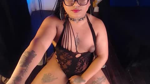 Snapshot of liascarlett chatting on November 24, 3:17 am LiaScarlett online show from November 24, 3:17 am