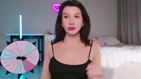 Lia online show from December 2, 4:24 pm