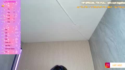 Snapshot of liat_hoz chatting on July 15, 3:06 pm Dani online show from July 15, 3:06 pm