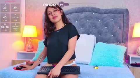 Snapshot of liateylor chatting on October 30, 7:25 pm Lia online show from October 30, 7:25 pm