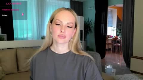 Libby online show from December 2, 11:45 am