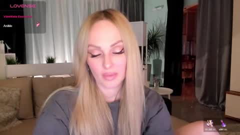 Libby online show from December 10, 1:33 pm